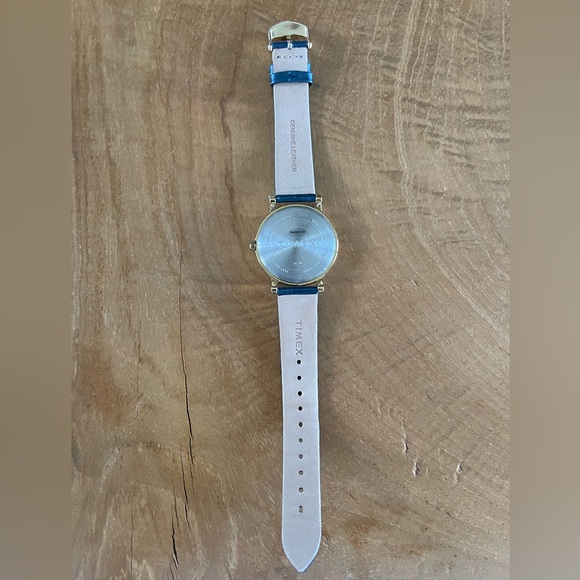 Beautiful Timex watch - Picture 6 of 8